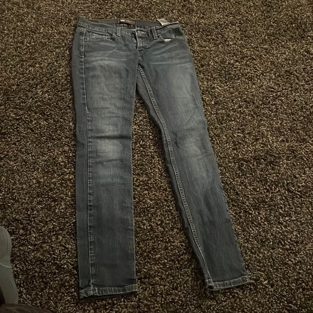 Levi’s 524 skinny jeans, low rise, size 28